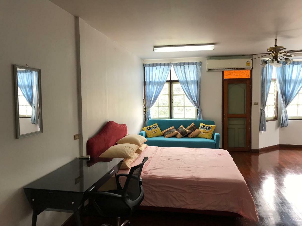 Sira'S House Hotel กรุงเทพมหานคร ภายนอก รูปภาพ